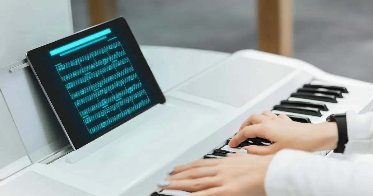 How Smart Contracts Prevent Revenue Leakage in Music